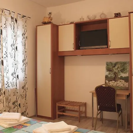 Dva Pina * كانافانار